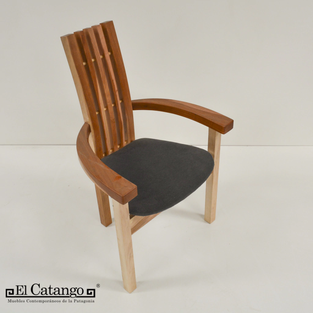 Silla con Apoyabrazos Amonite