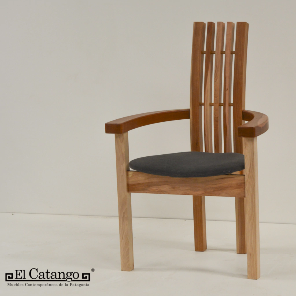 Silla con Apoyabrazos Amonite