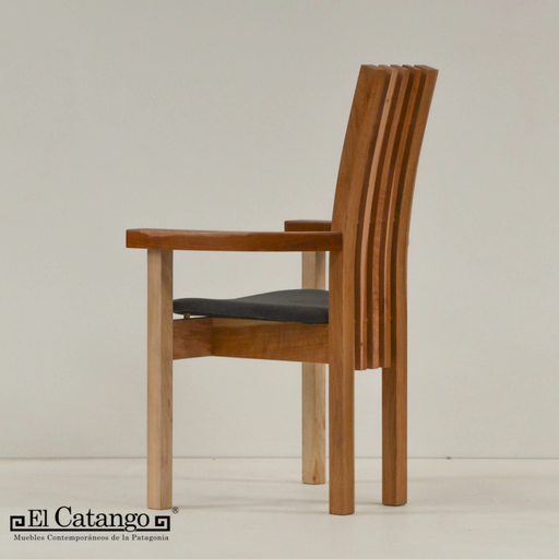 Silla con Apoyabrazos Amonite